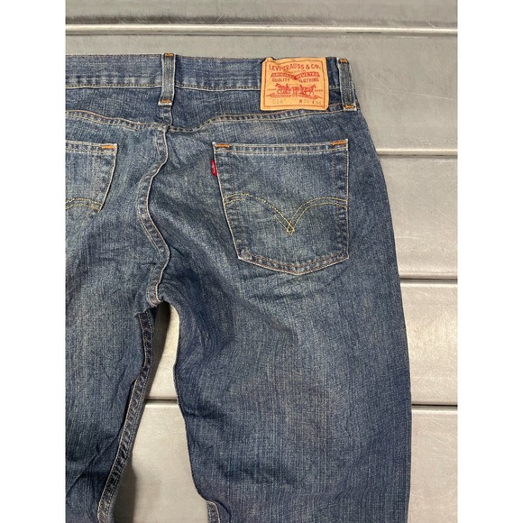 Vintage Levis 514 Slim Straight Mens 34X31 Blue Medium Wash Denim 100% Cotton - Picture 12 of 14